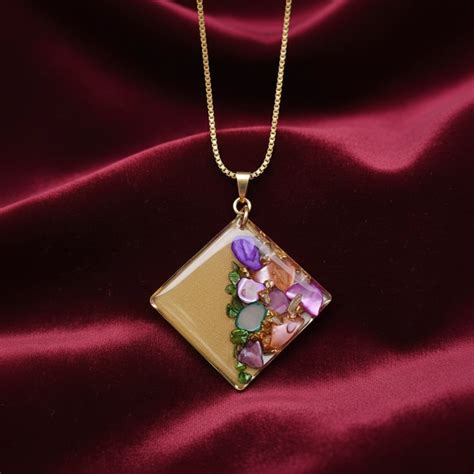 Gold Plated Diamond Shape Resin Stone Necklace