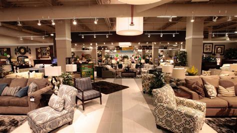 Local Furniture Shop 的图像结果