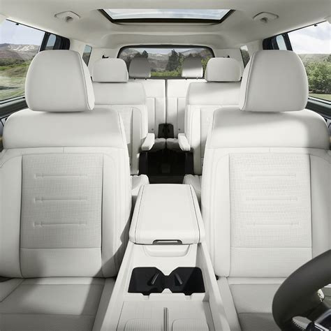 2025 Hyundai SANTA FE | Gallery | Hyundai Canada