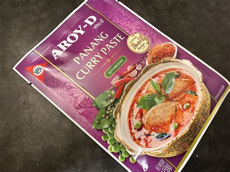 AROY-D Panang curry paste 50 g