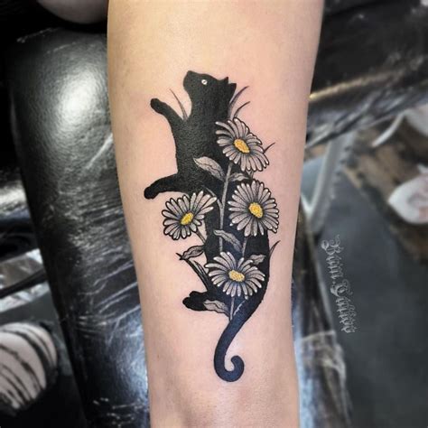 24 Black Cat Tattoos Perfect to Have in 2021 - Small Tattoos & Ideas