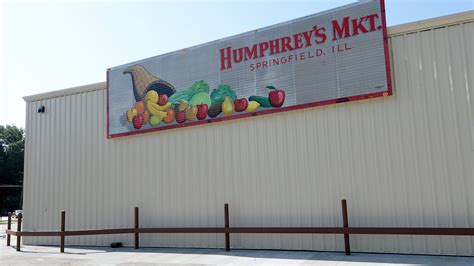 Humphrey's Market in Springfield has a new sign with an important past