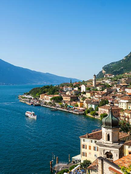 Here's Why Every Adventure Junkie Must Plan A Visit To Italy’s Lago di