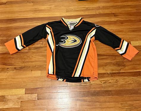 Anaheim Ducks Jersey for Sale in San Diego, CA - OfferUp