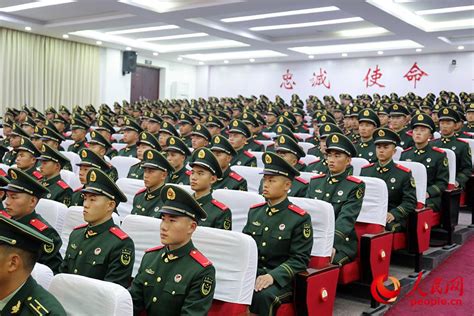 我校举行仪式欢送新兵入伍-深圳大学