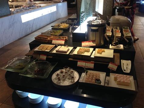 KITAKUNO OKA ABASHIRI KOZURUGA RESORT OKHOTSK BUFFET COTA - Menu ...