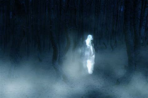 恐怖幽灵图片-黑暗中的恐怖幽灵素材-高清图片-摄影照片-寻图免费打包下载