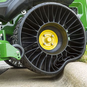 ZTrak™ Z997R Diesel | Zero-Turn Commercial Lawn Mowers | John Deere US