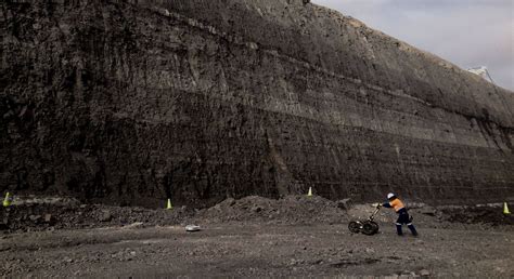 Mining Exploration 的图像结果