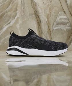 PUMA Softride Rift Runlyn Knit Walking Shoes For Men - Buy PUMA ...