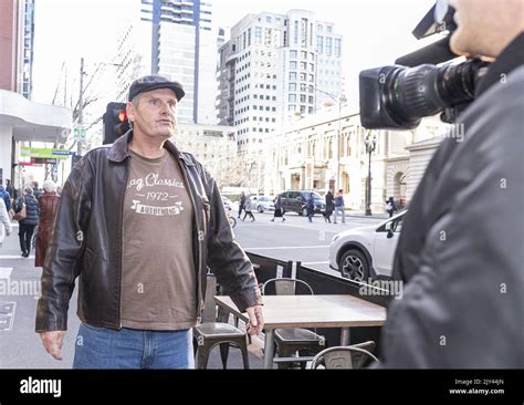 A friend of Jason Lee Ashman?s mother, Rosanna Ashman, argues with a TV ...