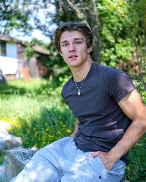 Picture of Alex Sampson in General Pictures - alex-sampson-1691336162.jpg | Teen Idols 4 You