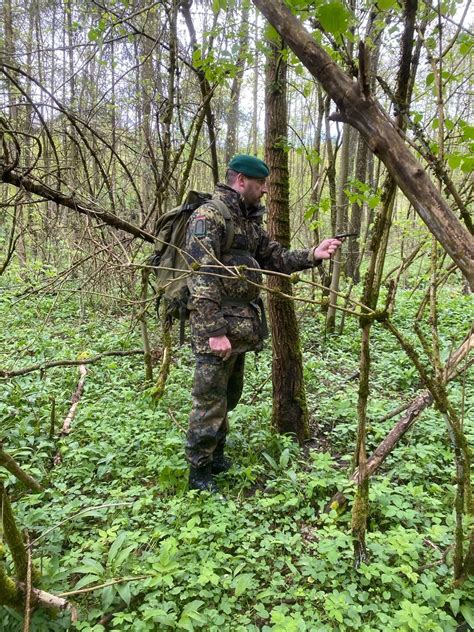 Orientieren im Gelände /Karte und Kompaß VVag/UTE, Marktbergel ...