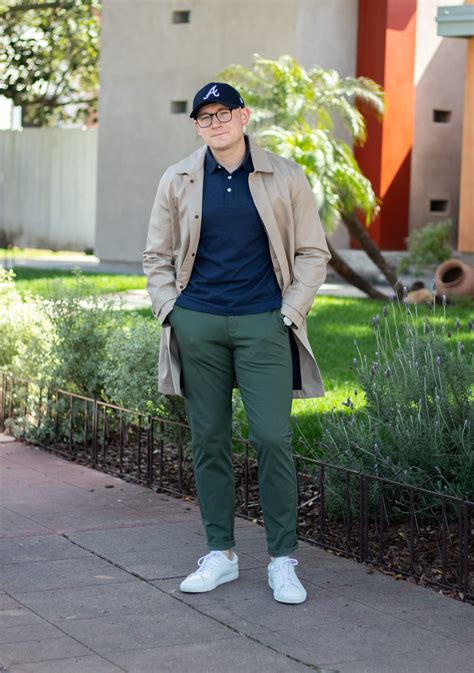 12 Polo Shirt Outfits for Men