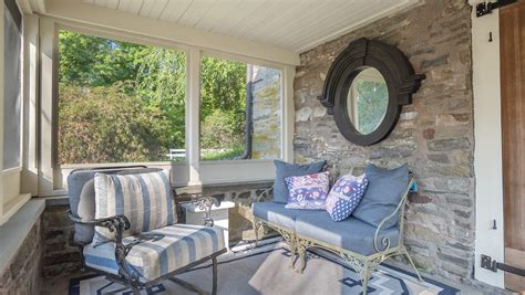 ESCAPE BROOKLYN – Dutch Stone Home in Saugerties, NY