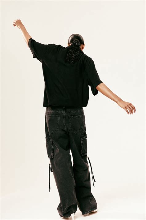 Sheer crêpe polo shirt - Black - Ladies | H&M IN