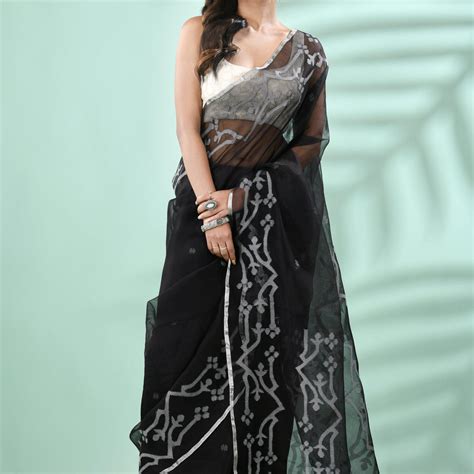 Black Traditional Handwoven Jamdani Saree With Silver Zari Border ...