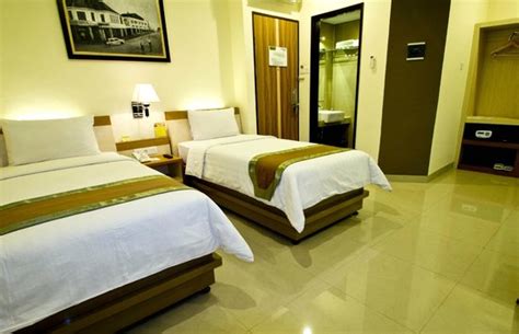 DE BATARA HOTEL (Bandung) - Hotel Reviews, Photos, Rate Comparison ...