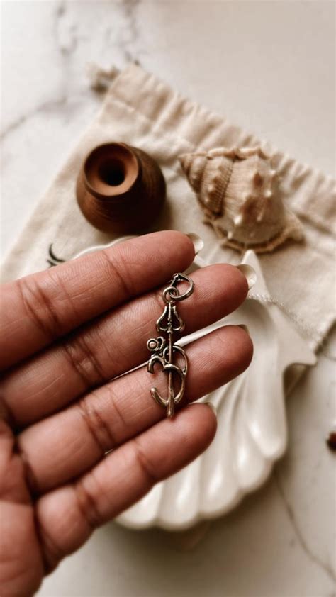 925 Sterling Silver Om Trishul Necklace -Personalized Gifts – Tarakaya ...
