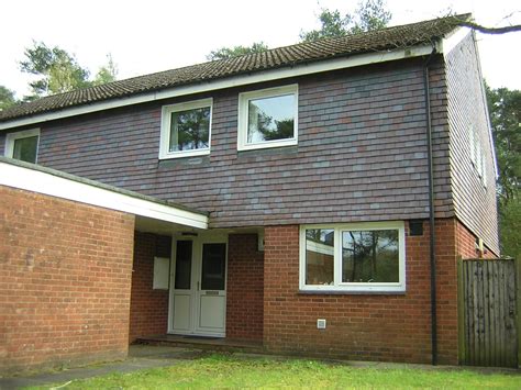 Families fear being made homeless as MoD ends tenancy contracts – The ...