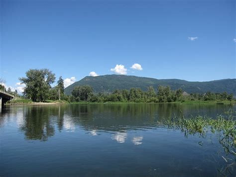 RIVERSIDE RV PARK AND CAMPGROUND (Enderby) - Campground Reviews ...