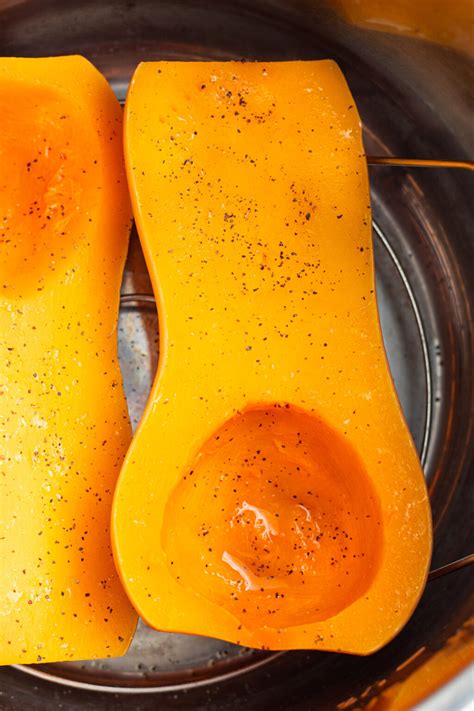 How To Cook Butternut Squash (in the Oven, Instant Pot, or Microwave ...