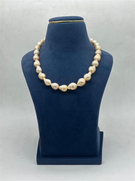 Rose Ivory Baroque Pearl Necklace – Jagdamba Jewellers And Pearls