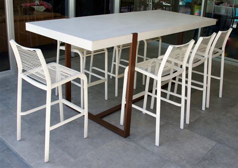 Outdoor Kitchen Table