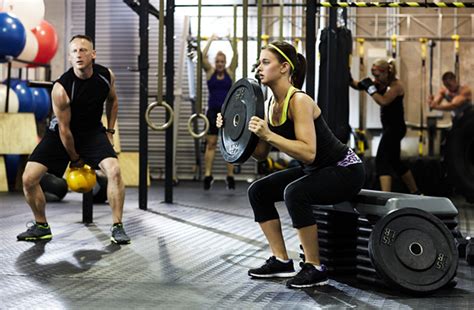 Track Running Exercising 的图像结果