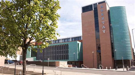 Environmental Engineering Degrees & Courses | Uni Compare