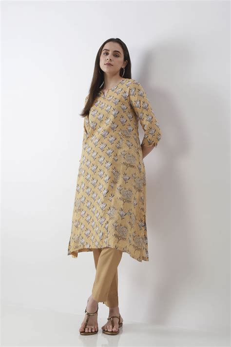 Buy Gold-Toned Cotton Solid Fitted Pants Online at Biba India