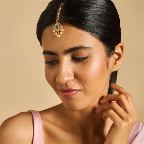 Elegant Maang Tikka Designs | Maang Tikka Trends – Page 5