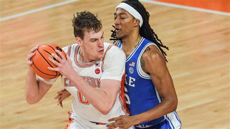 Maliq Brown injury update: Duke basketball player exits at Virginia