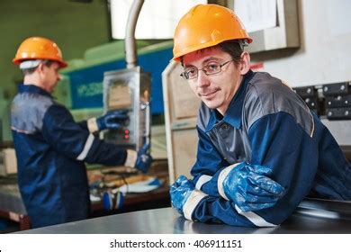 Factory Worker 的图像结果