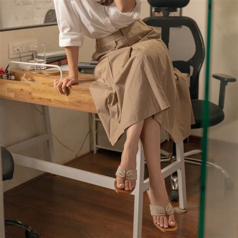 Tan Tweed Heels – The CAI Store