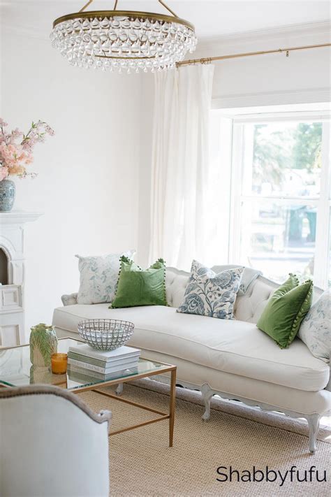 How To Style A Sofa With Pillows at Jim Roebuck blog
