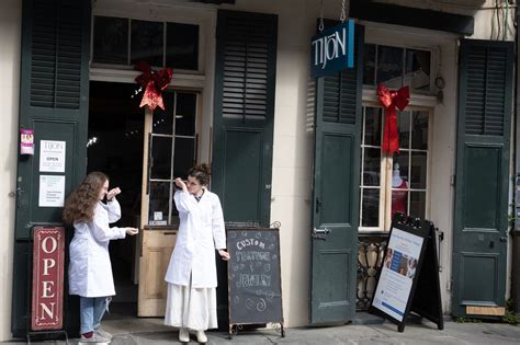 Tijon New Orleans | Custom Perfume-Making in the French Quarter