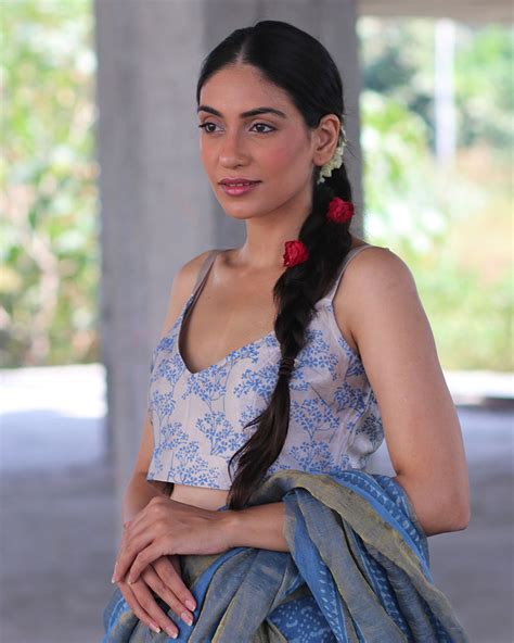 Buy Stylish Blouse Designs | Blouse simple design | Blouses in design ...