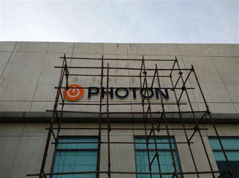 High Level Building Signage 的图像结果