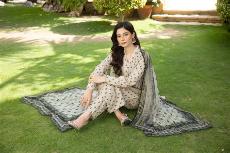 Orchid Printed Lawn Collection with Chiffon Zari Dupatta – OCZ-7 ...