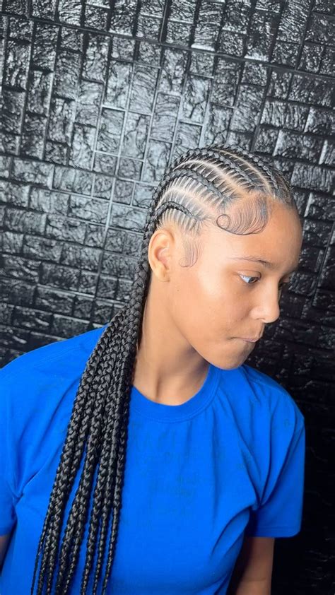 INDIANAPOLIS BRAIDER💗 | Booking link in bio 💕 Style: feeders 🔥 Hair ...