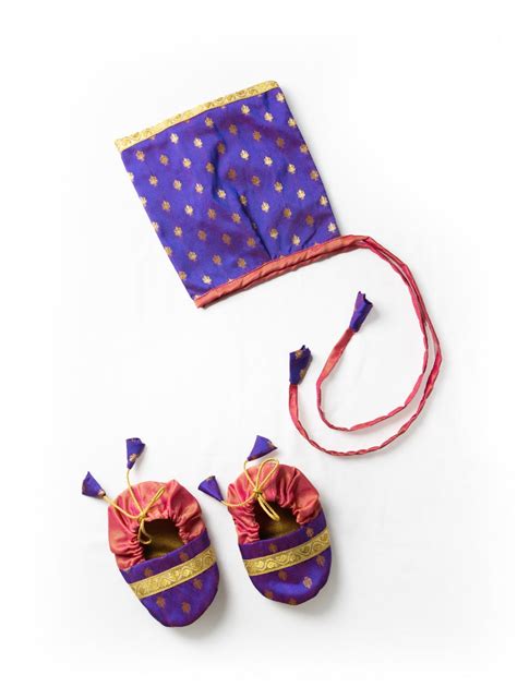 Tanay Set of Accessories - Purple adjustable booties with golden lace ...