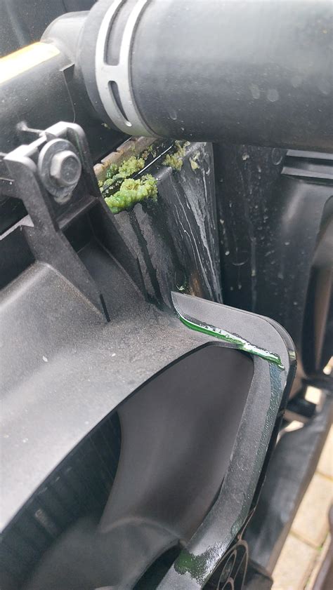 Radiator leak repair : r/Plumbing