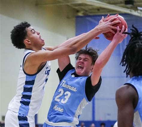 St. Thomas More boys basketball vs. Nicolet at the Rick Majerus Shootout