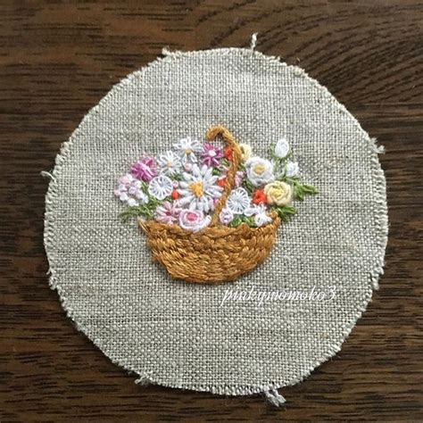 花刺繍。。。 . #embroidery #embroiderythread #flowerembroidery #handmade # ...