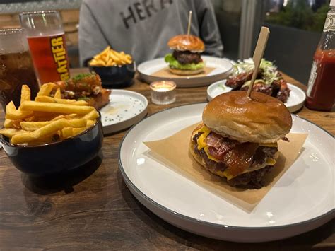 BROAD STREET BURGERS, Padstow - Restaurant Reviews & Photos - Tripadvisor