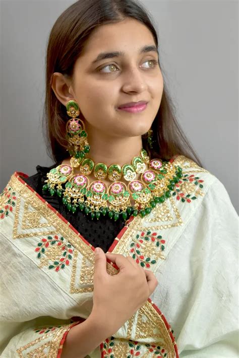 Mahatri Sons Green Choker Chic Necklace Set and Earrings Price in India ...