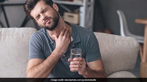गला पक जाये तो क्या करें? जानें गले में बार-बार इन्फेक्शन क्यों होता है ...