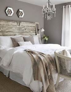 Grey Bedroom Wall Decor by 40 Gray Bedroom Ideas Decoholic Grey Bedroom Wall Decor