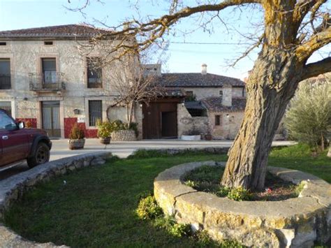 EL CORRAL DE PERORRUBIO (Sepulveda) - Lodge Reviews, Photos, Rate ...
